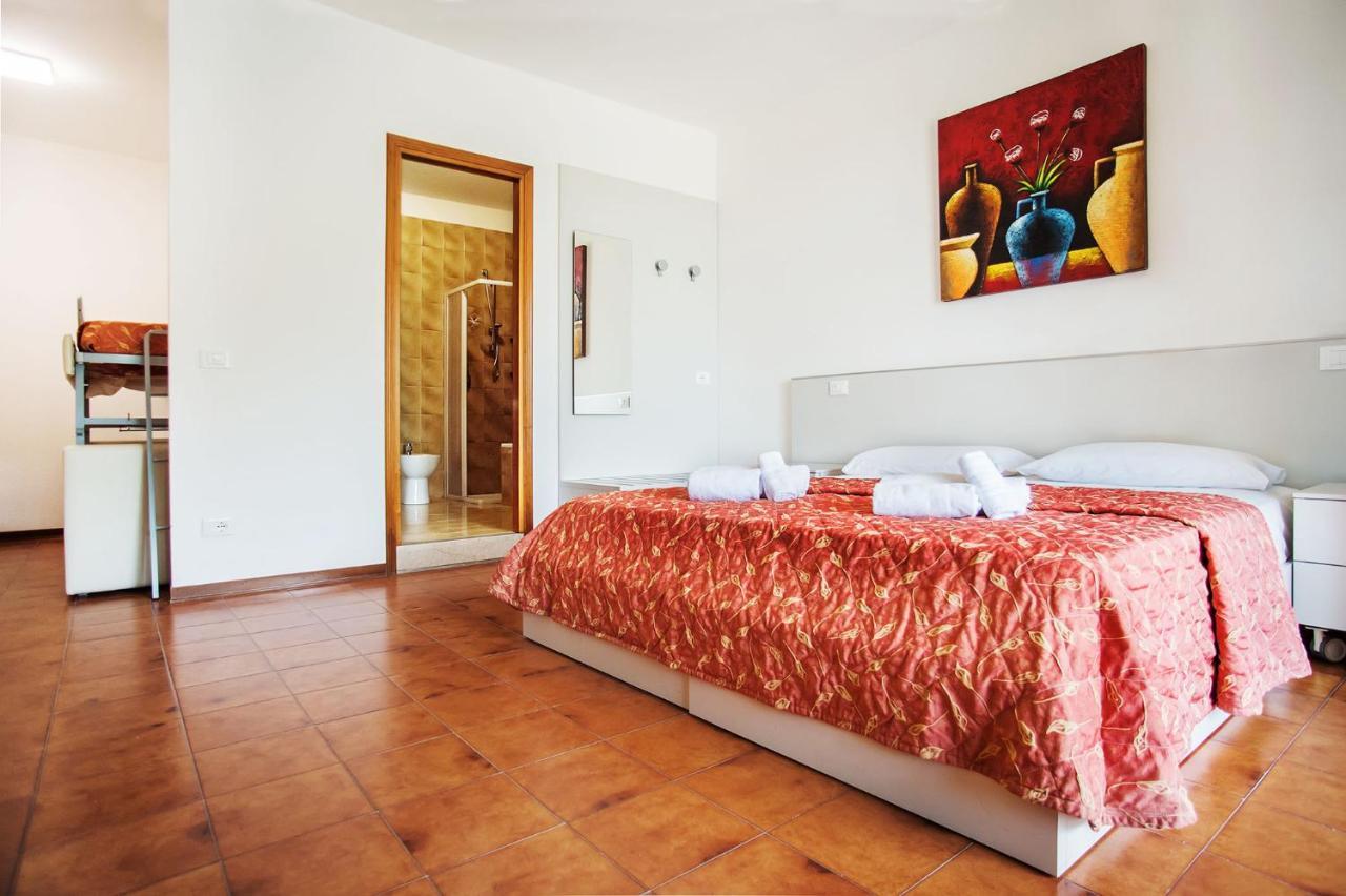 Hotel Il Castello Pozzolengo Eksteriør bilde
