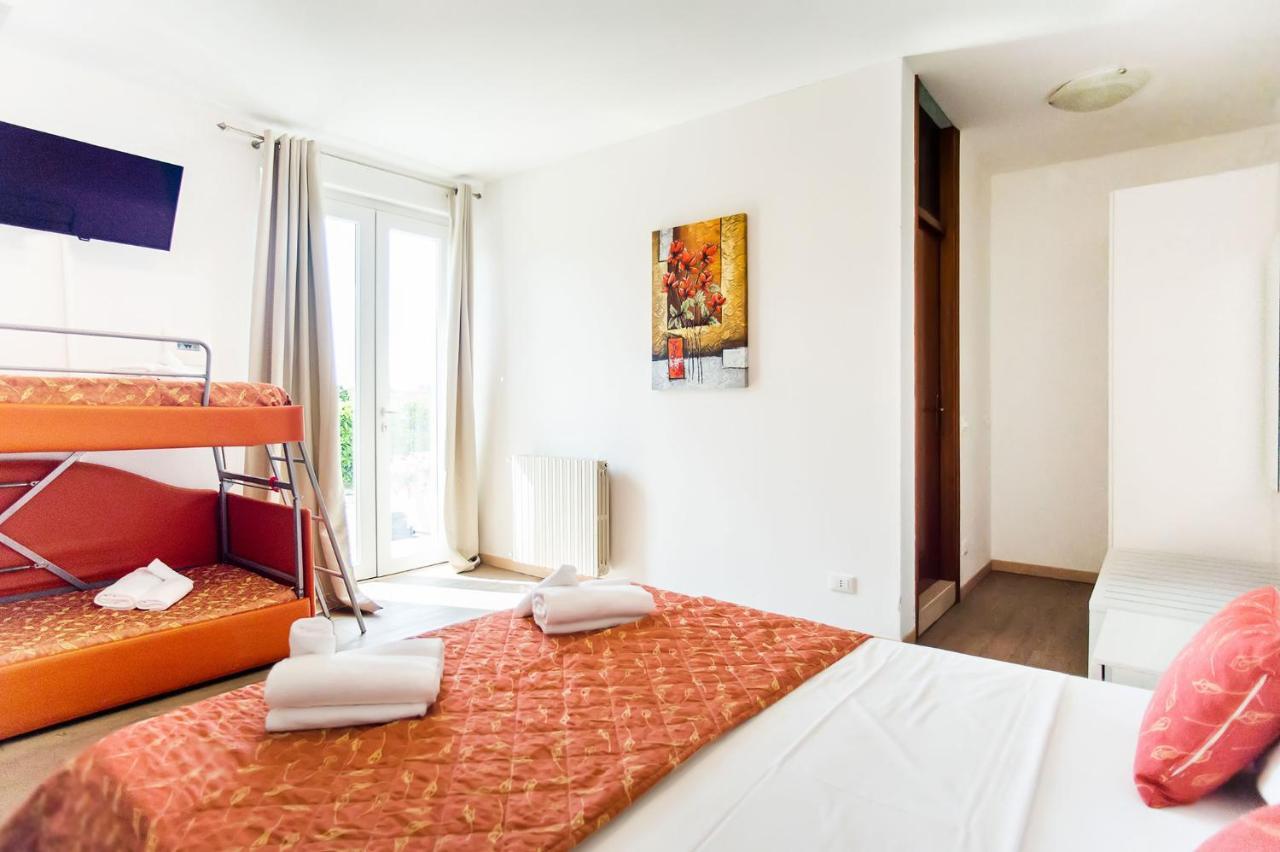 Hotel Il Castello Pozzolengo Eksteriør bilde